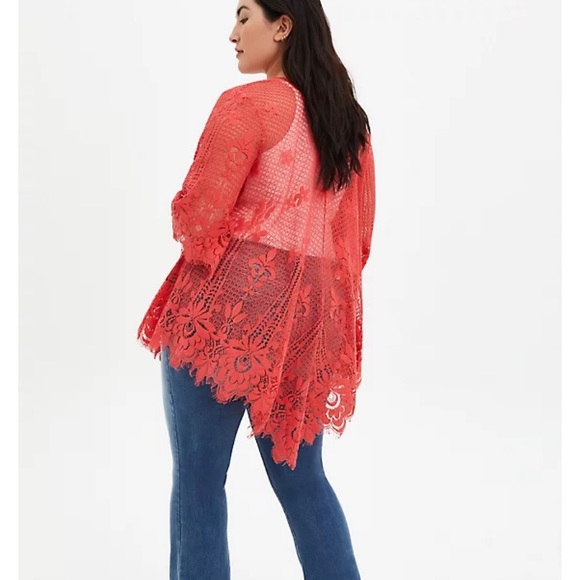 NWT Plus Size torrid Open-Front Scalloped Lace, Size 1 (14/16) - Picture 7 of 10